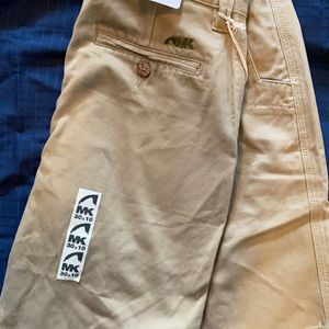 Mountain khakis 30x10 shorts
